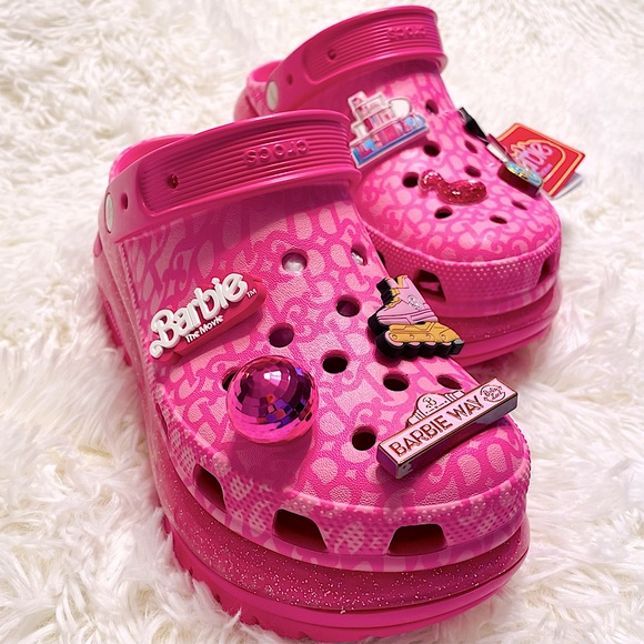SOLD Crocs Barbie™ The Movie Mega Crush Clogs pink glitter platforms size 9 NWT - Picture 3 of 17